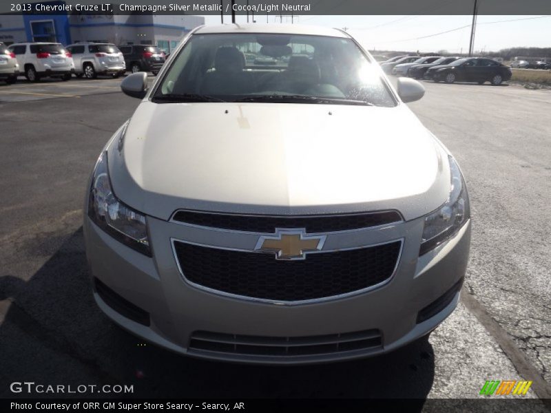 Champagne Silver Metallic / Cocoa/Light Neutral 2013 Chevrolet Cruze LT