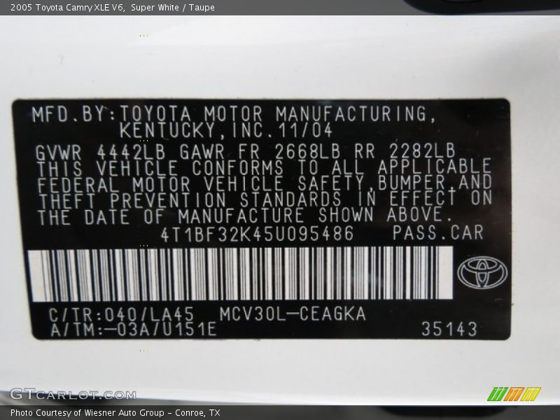 Super White / Taupe 2005 Toyota Camry XLE V6