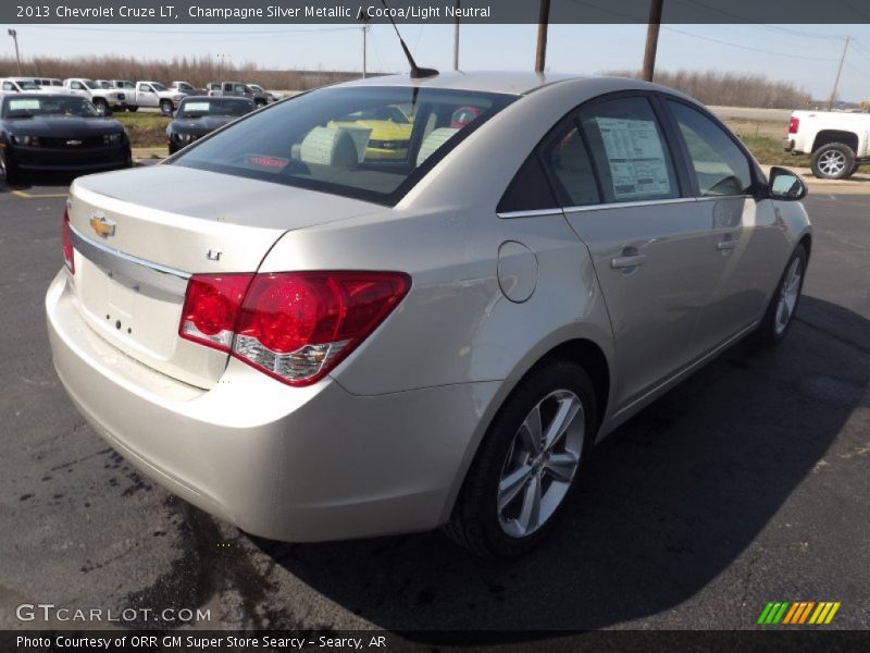 Champagne Silver Metallic / Cocoa/Light Neutral 2013 Chevrolet Cruze LT