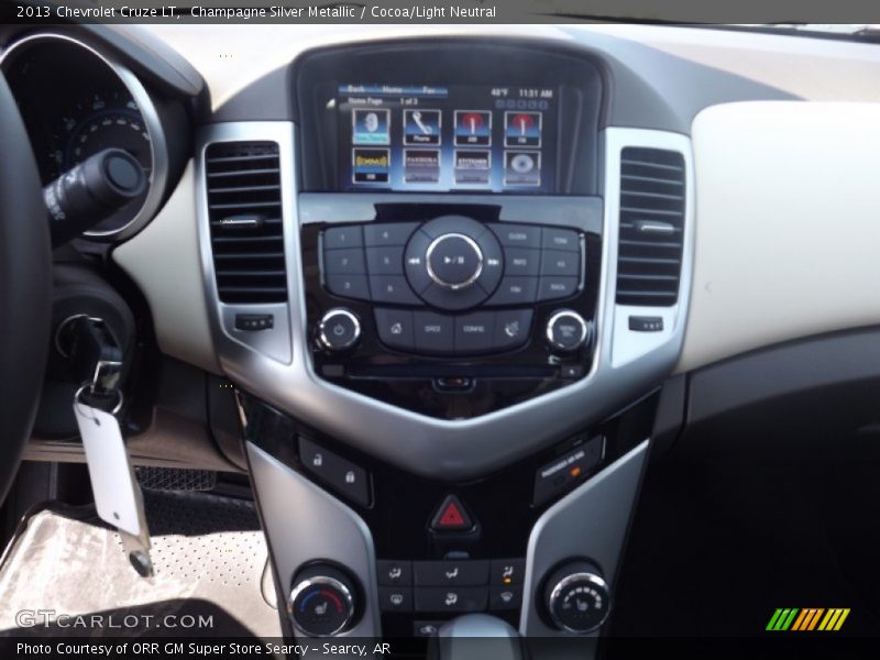 Champagne Silver Metallic / Cocoa/Light Neutral 2013 Chevrolet Cruze LT
