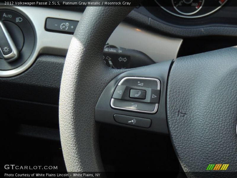 Platinum Gray Metallic / Moonrock Gray 2012 Volkswagen Passat 2.5L S