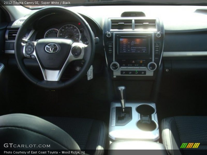 Super White / Black 2012 Toyota Camry SE