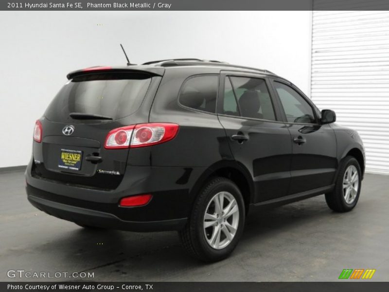 Phantom Black Metallic / Gray 2011 Hyundai Santa Fe SE
