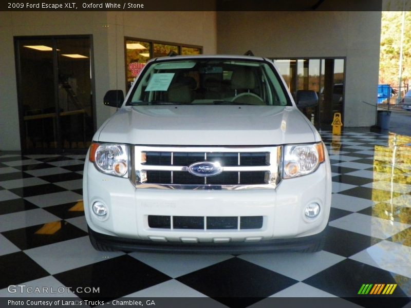 Oxford White / Stone 2009 Ford Escape XLT