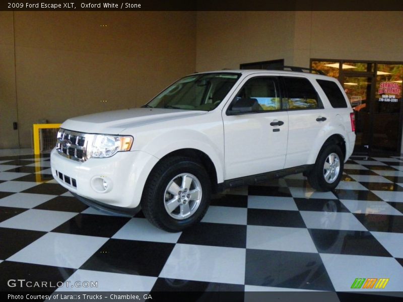 Oxford White / Stone 2009 Ford Escape XLT