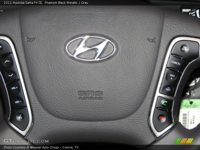 Phantom Black Metallic / Gray 2011 Hyundai Santa Fe SE