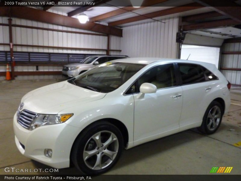 Blizzard Pearl / Ivory 2009 Toyota Venza V6 AWD