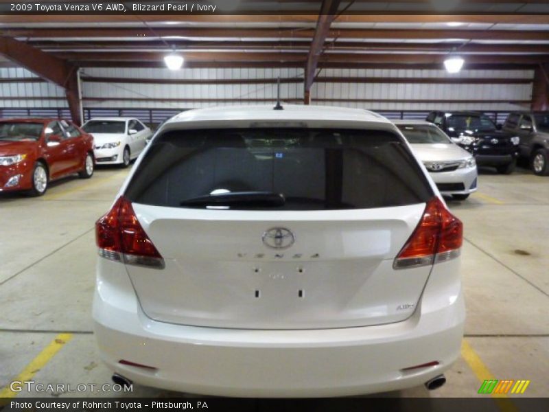 Blizzard Pearl / Ivory 2009 Toyota Venza V6 AWD