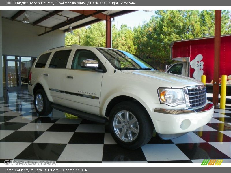 Cool Vanilla White / Dark Khaki/Light Graystone 2007 Chrysler Aspen Limited