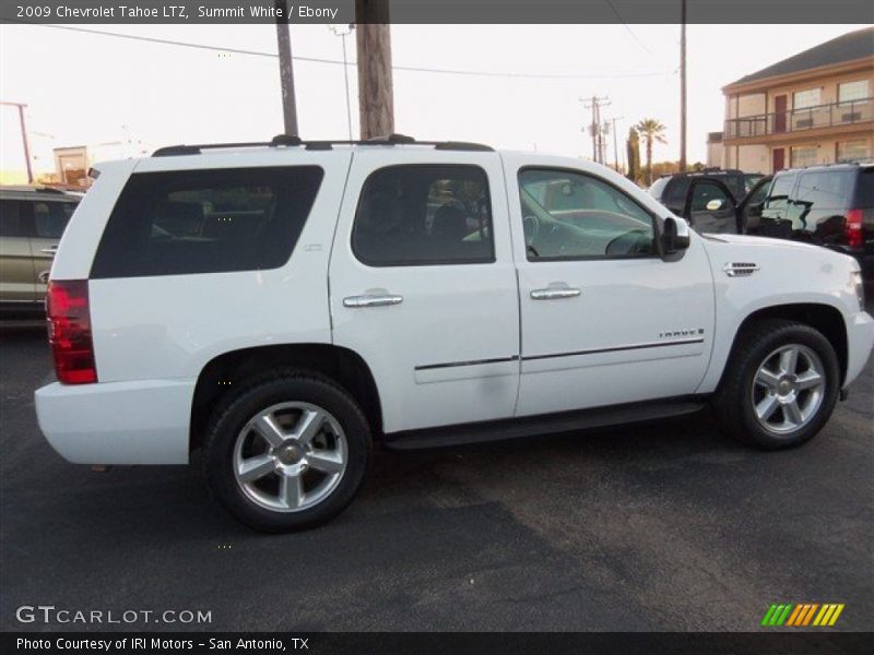 Summit White / Ebony 2009 Chevrolet Tahoe LTZ