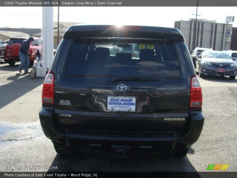 Galactic Gray Mica / Dark Charcoal 2006 Toyota 4Runner SR5 4x4