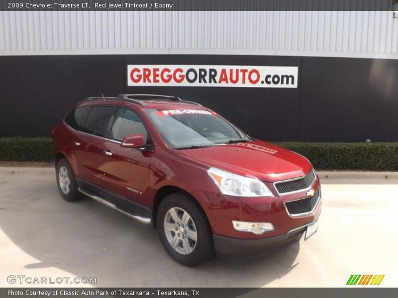 Red Jewel Tintcoat / Ebony 2009 Chevrolet Traverse LT
