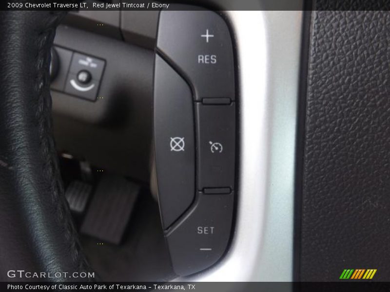 Red Jewel Tintcoat / Ebony 2009 Chevrolet Traverse LT