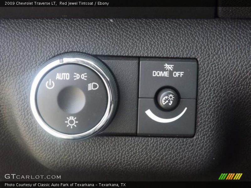 Red Jewel Tintcoat / Ebony 2009 Chevrolet Traverse LT