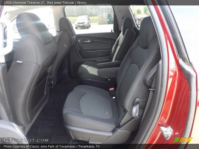 Red Jewel Tintcoat / Ebony 2009 Chevrolet Traverse LT