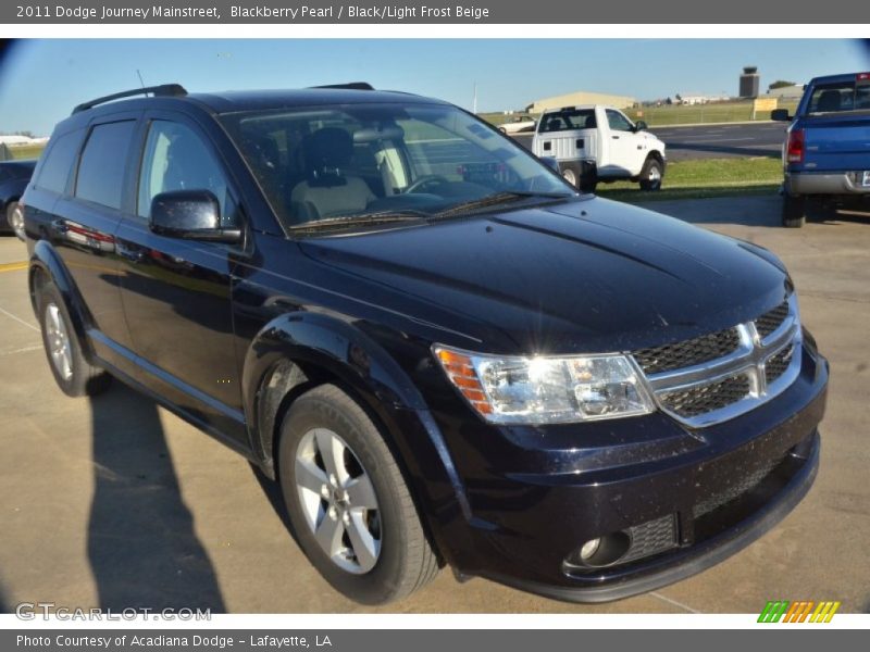 Blackberry Pearl / Black/Light Frost Beige 2011 Dodge Journey Mainstreet