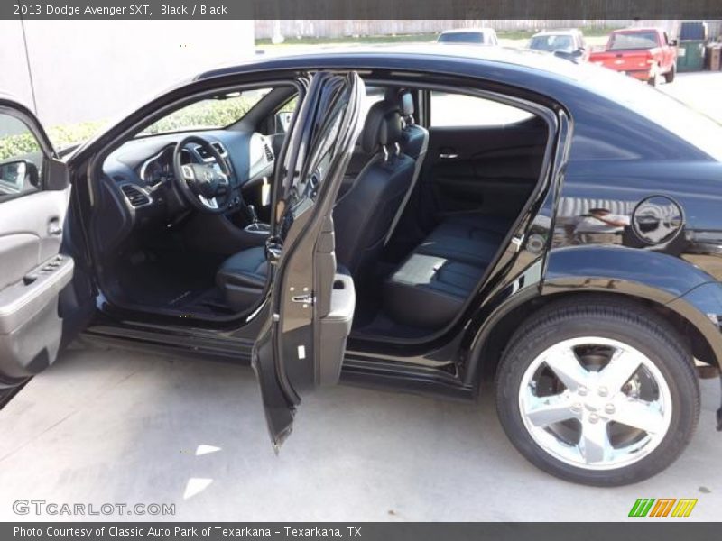Black / Black 2013 Dodge Avenger SXT