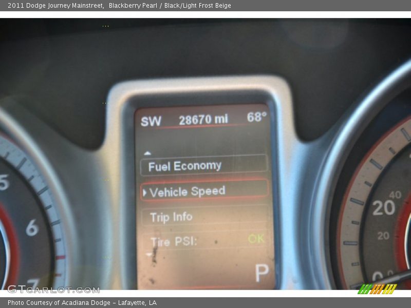 Blackberry Pearl / Black/Light Frost Beige 2011 Dodge Journey Mainstreet