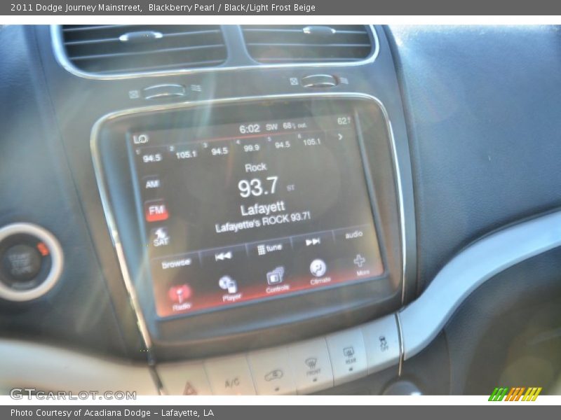 Blackberry Pearl / Black/Light Frost Beige 2011 Dodge Journey Mainstreet