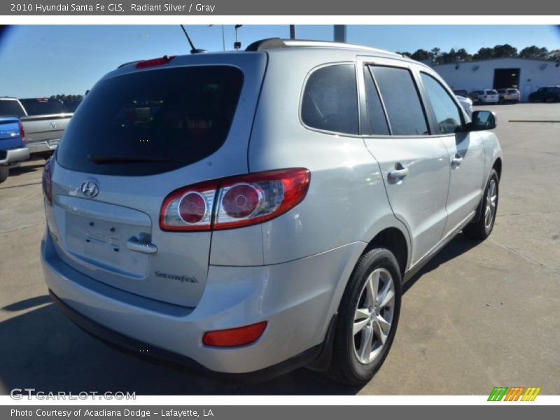 Radiant Silver / Gray 2010 Hyundai Santa Fe GLS