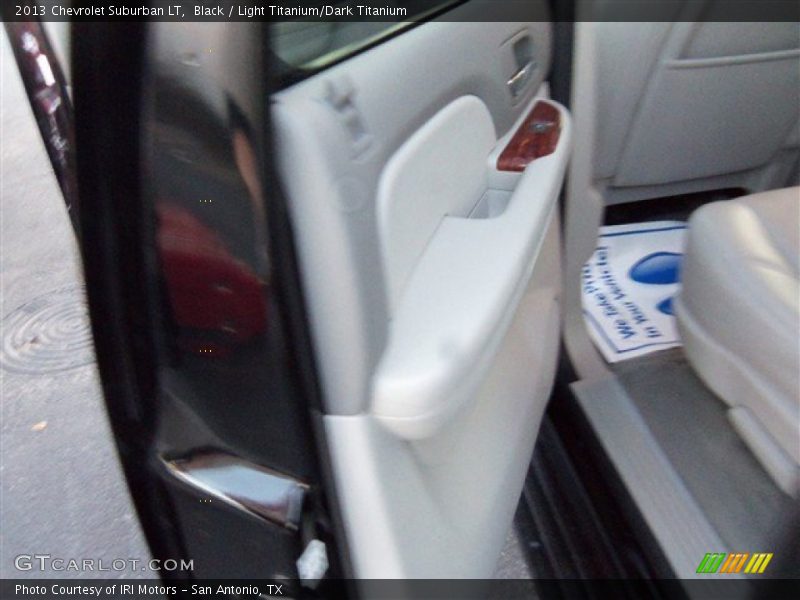 Black / Light Titanium/Dark Titanium 2013 Chevrolet Suburban LT