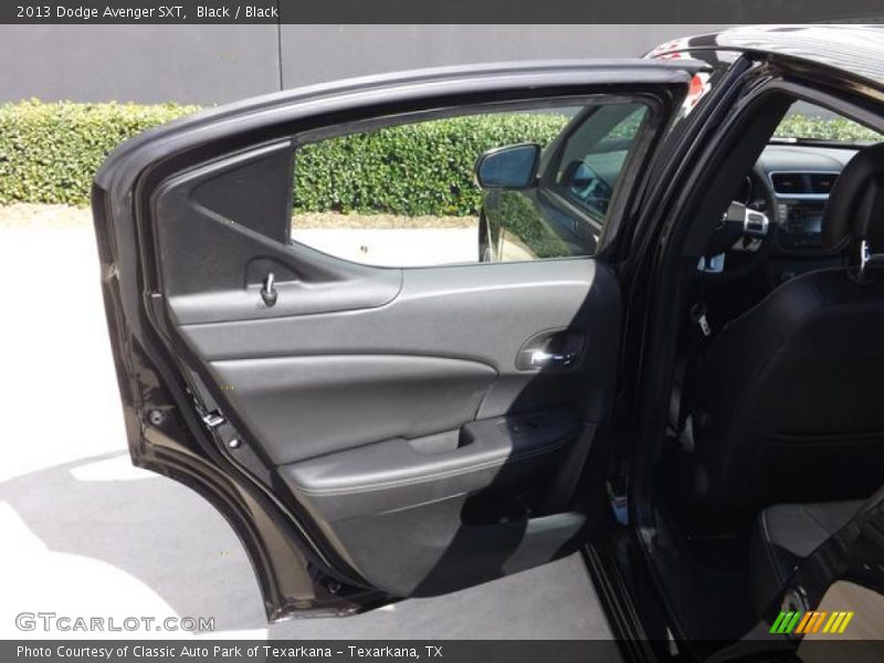 Black / Black 2013 Dodge Avenger SXT