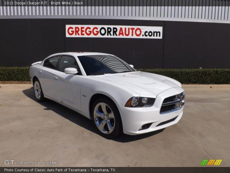 Bright White / Black 2013 Dodge Charger R/T