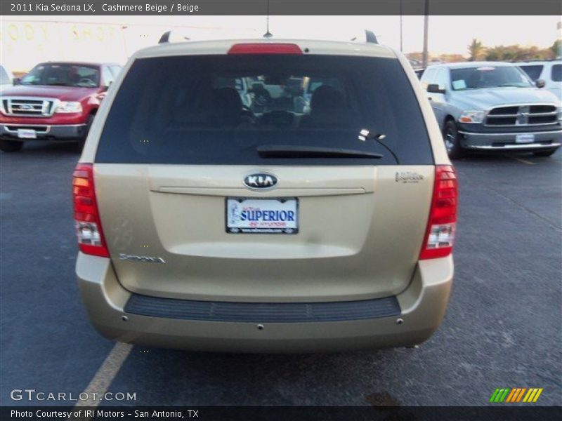 Cashmere Beige / Beige 2011 Kia Sedona LX