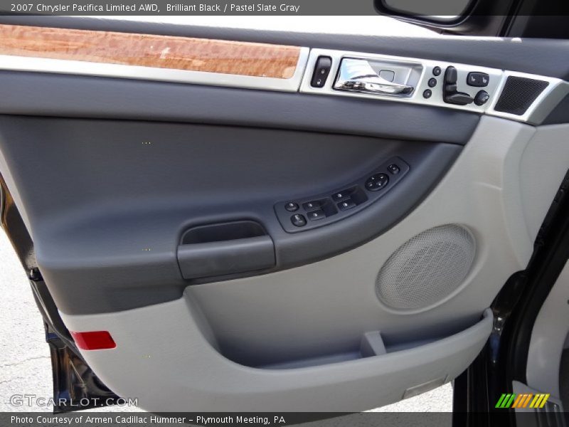Brilliant Black / Pastel Slate Gray 2007 Chrysler Pacifica Limited AWD