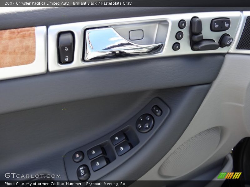 Brilliant Black / Pastel Slate Gray 2007 Chrysler Pacifica Limited AWD