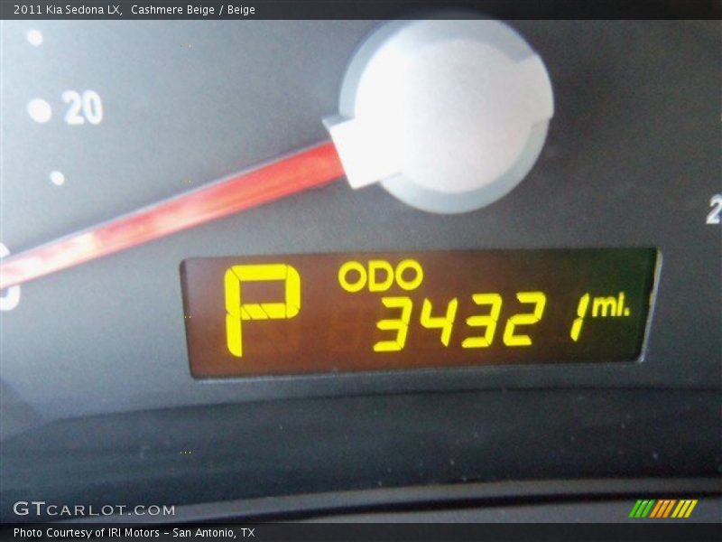 Cashmere Beige / Beige 2011 Kia Sedona LX