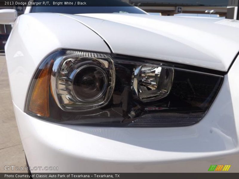 Bright White / Black 2013 Dodge Charger R/T