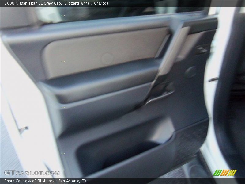 Blizzard White / Charcoal 2008 Nissan Titan LE Crew Cab