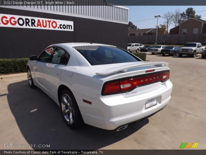 Bright White / Black 2013 Dodge Charger SXT