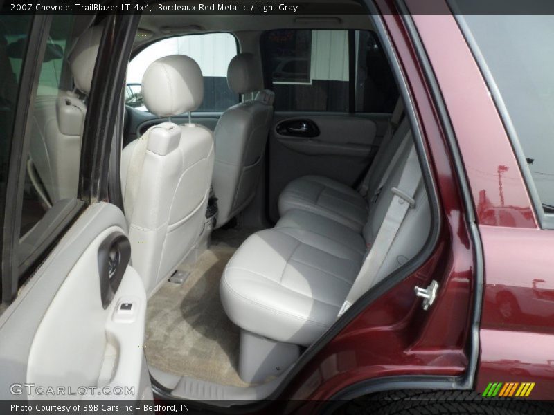 Bordeaux Red Metallic / Light Gray 2007 Chevrolet TrailBlazer LT 4x4
