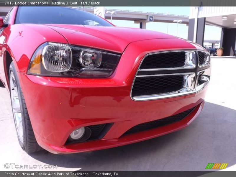 Redline 3 Coat Pearl / Black 2013 Dodge Charger SXT