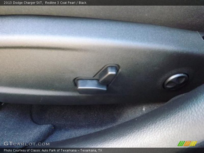 Redline 3 Coat Pearl / Black 2013 Dodge Charger SXT