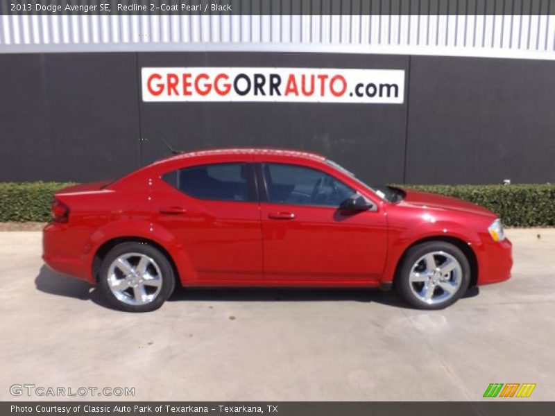 Redline 2-Coat Pearl / Black 2013 Dodge Avenger SE