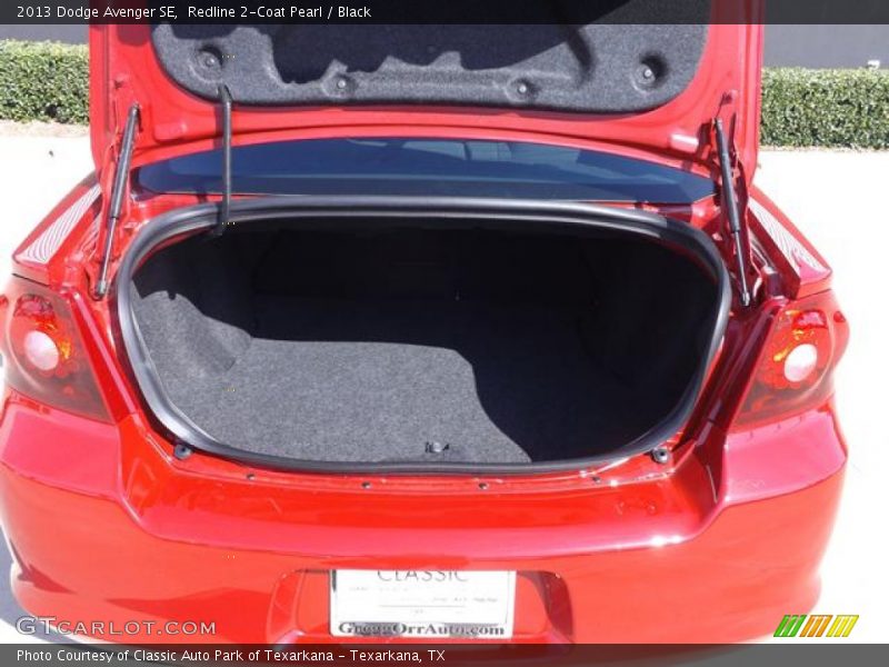 Redline 2-Coat Pearl / Black 2013 Dodge Avenger SE