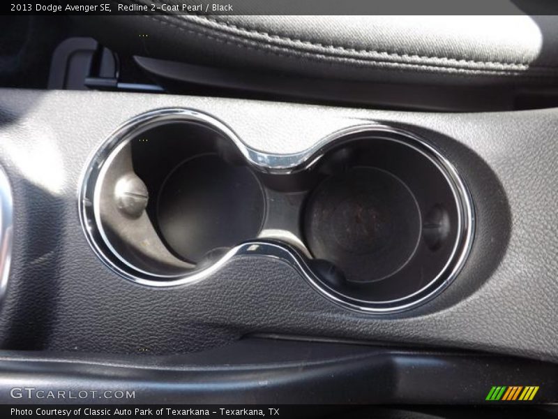 Redline 2-Coat Pearl / Black 2013 Dodge Avenger SE