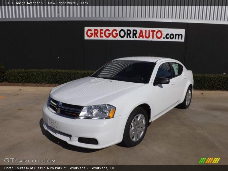 New Bright White / Black 2013 Dodge Avenger SE