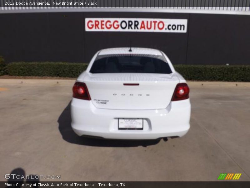 New Bright White / Black 2013 Dodge Avenger SE