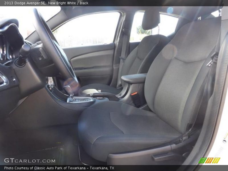 New Bright White / Black 2013 Dodge Avenger SE