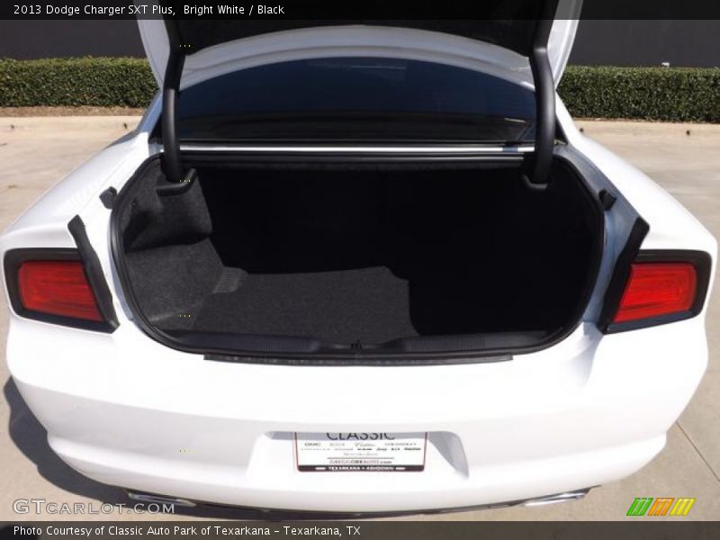 Bright White / Black 2013 Dodge Charger SXT Plus