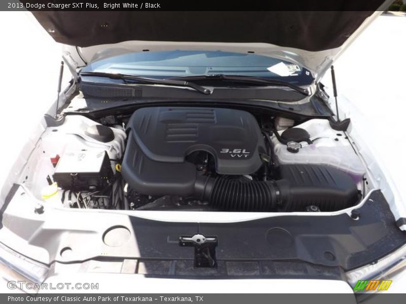 Bright White / Black 2013 Dodge Charger SXT Plus
