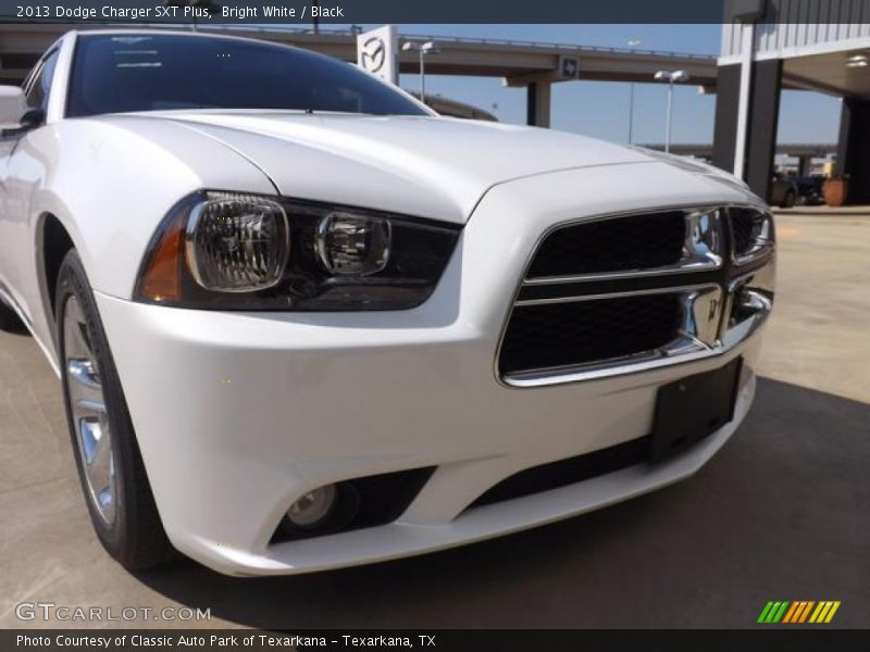 Bright White / Black 2013 Dodge Charger SXT Plus