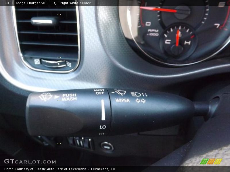 Bright White / Black 2013 Dodge Charger SXT Plus