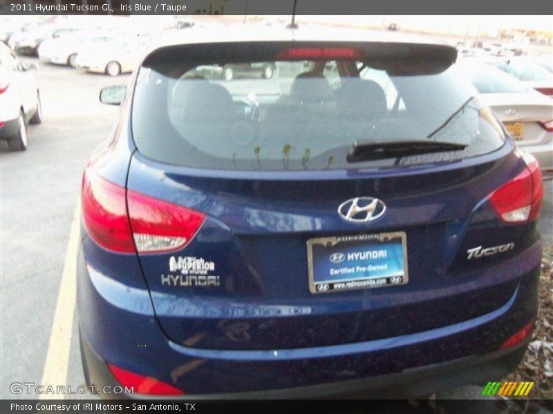 Iris Blue / Taupe 2011 Hyundai Tucson GL