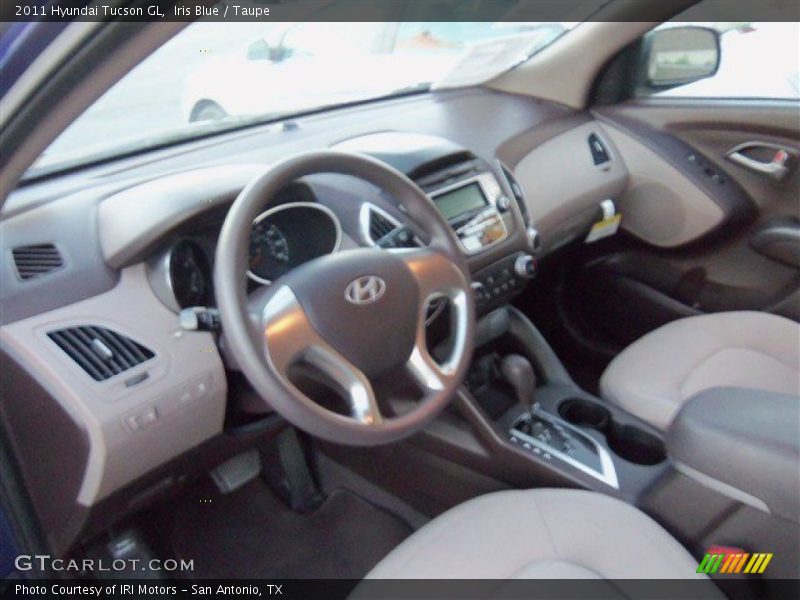Iris Blue / Taupe 2011 Hyundai Tucson GL