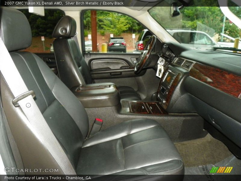 Silver Birch Metallic / Ebony Black 2007 GMC Yukon XL Denali AWD